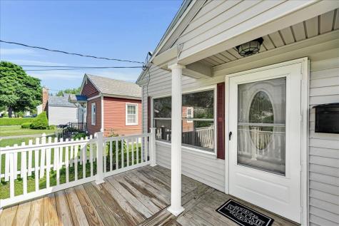 15 Wood Street Bangor ME 04401