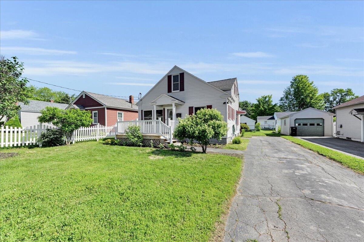 15 Wood Street Bangor ME 04401