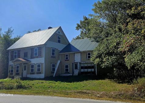 18 N Main Street Strong ME 04983