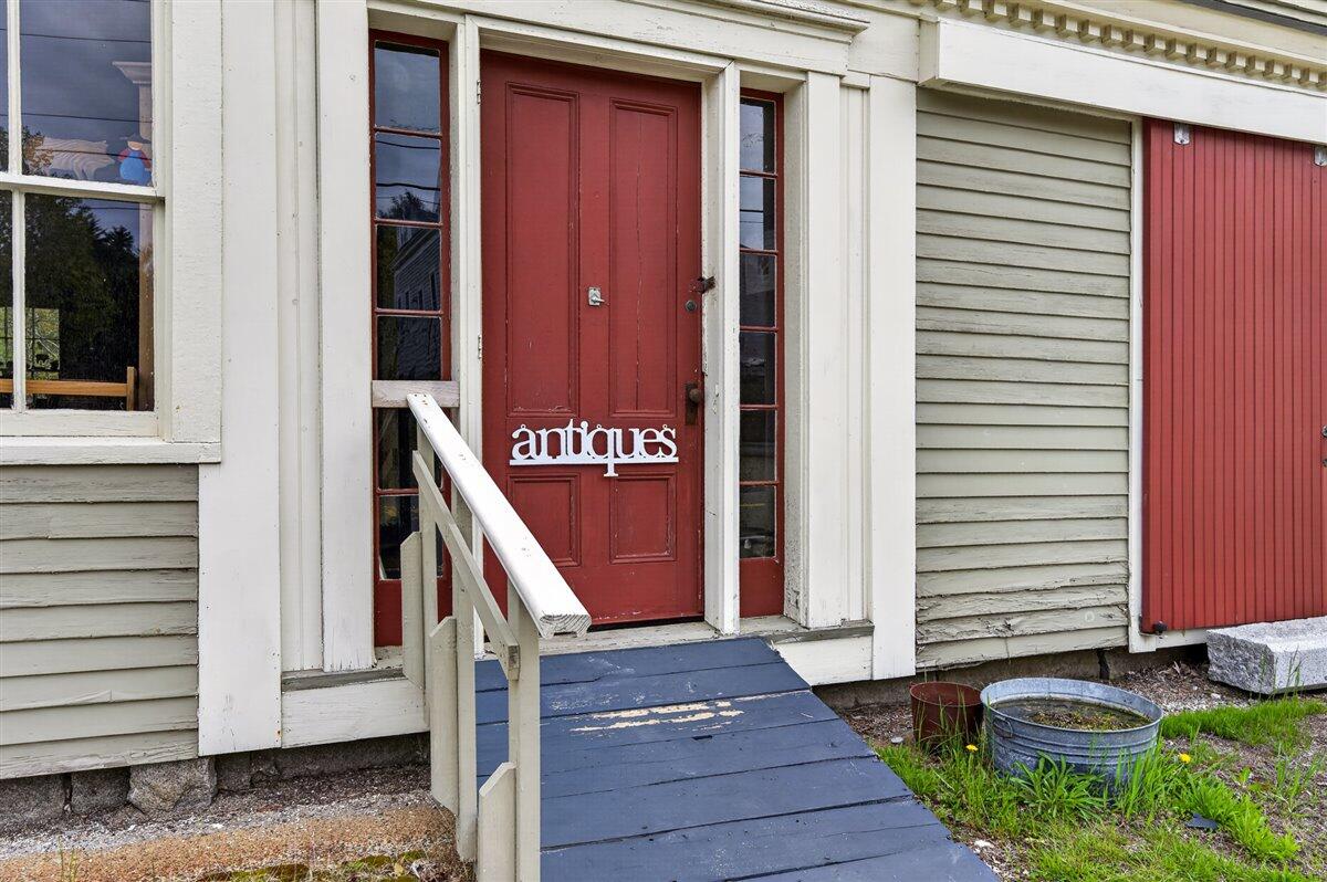 2100 U.s. 1 Sullivan ME 04684