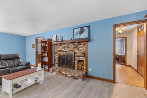 105 Nottingham Road Winthrop ME 04364