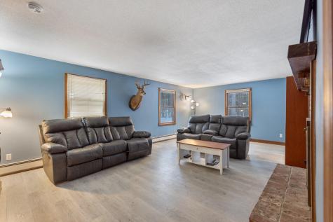 105 Nottingham Road Winthrop ME 04364