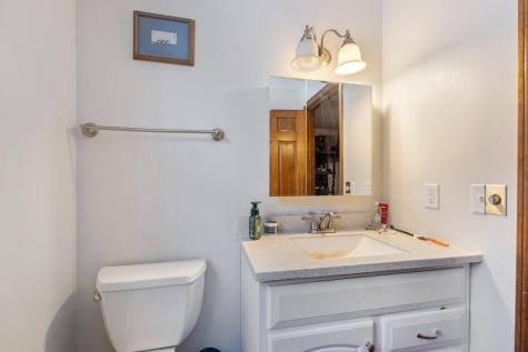 105 Nottingham Road Winthrop ME 04364