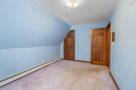 105 Nottingham Road Winthrop ME 04364