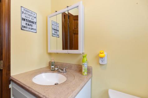 105 Nottingham Road Winthrop ME 04364