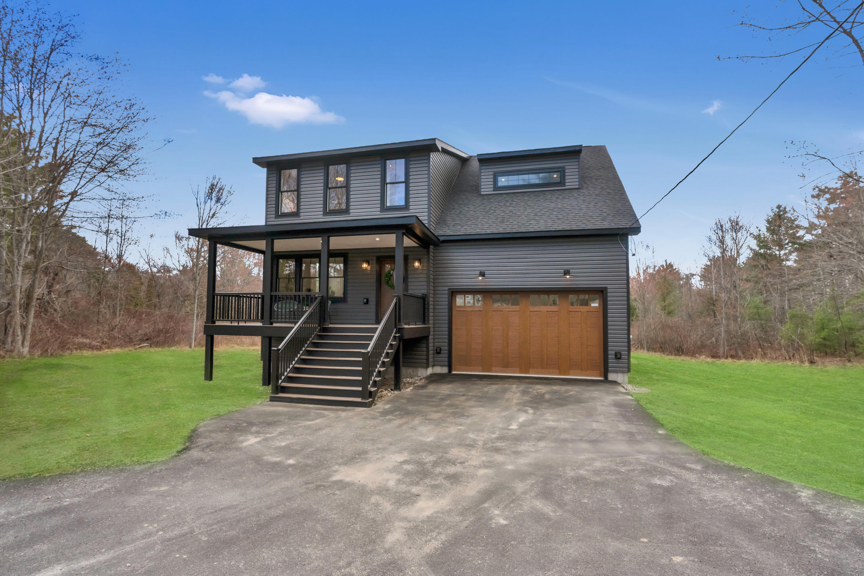 43 Middle Road Falmouth ME 04105