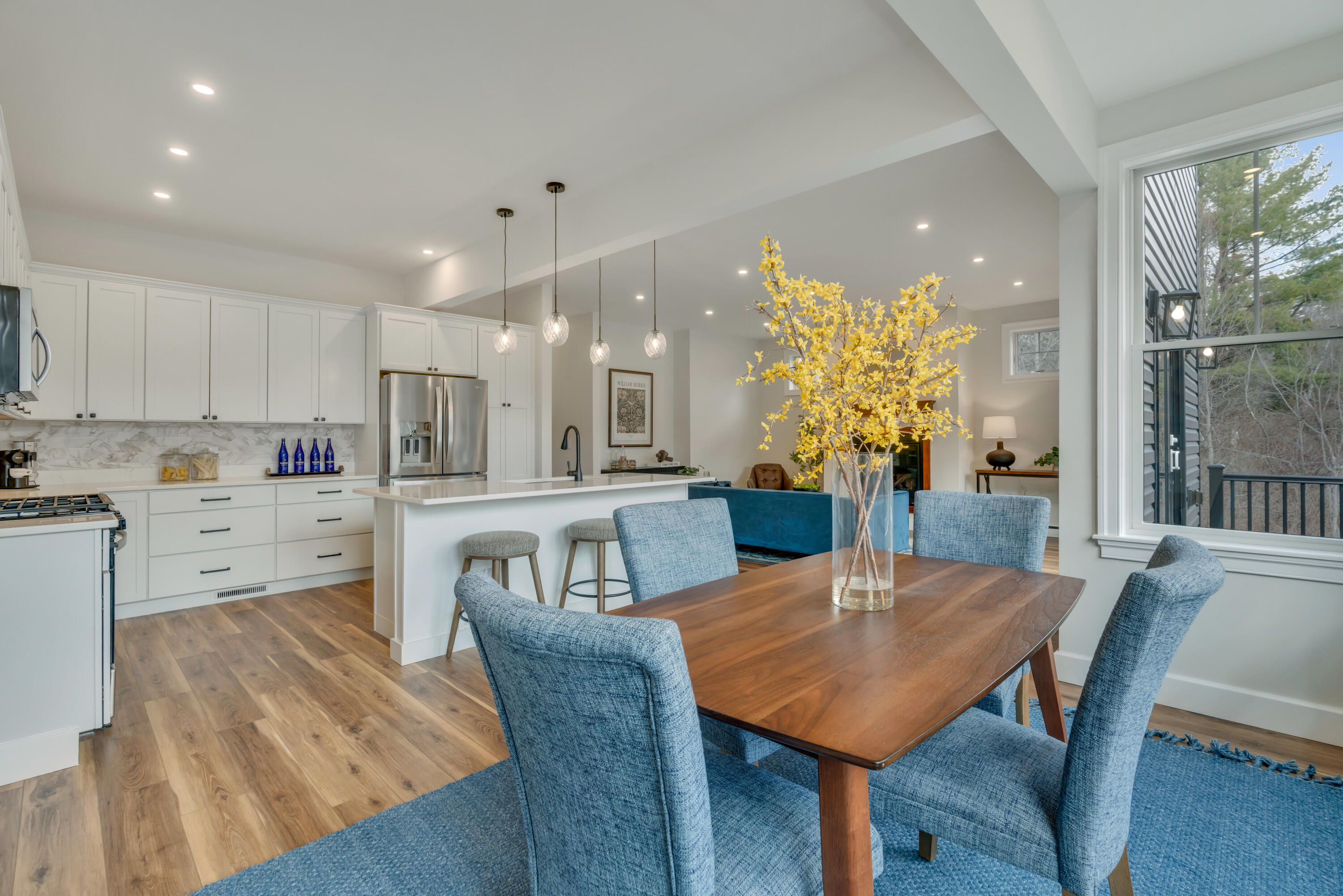 43 Middle Road Falmouth ME 04105