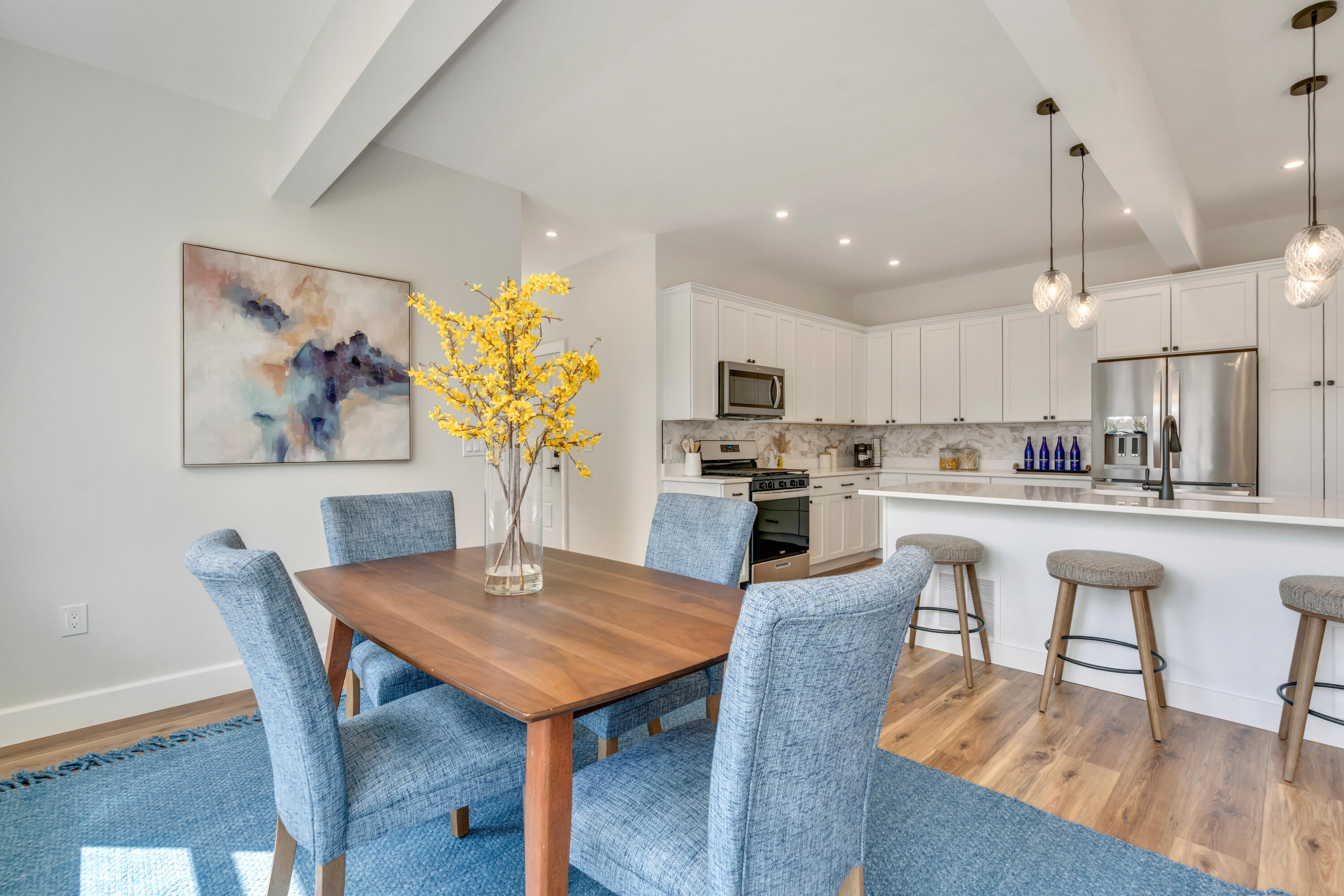 43 Middle Road Falmouth ME 04105