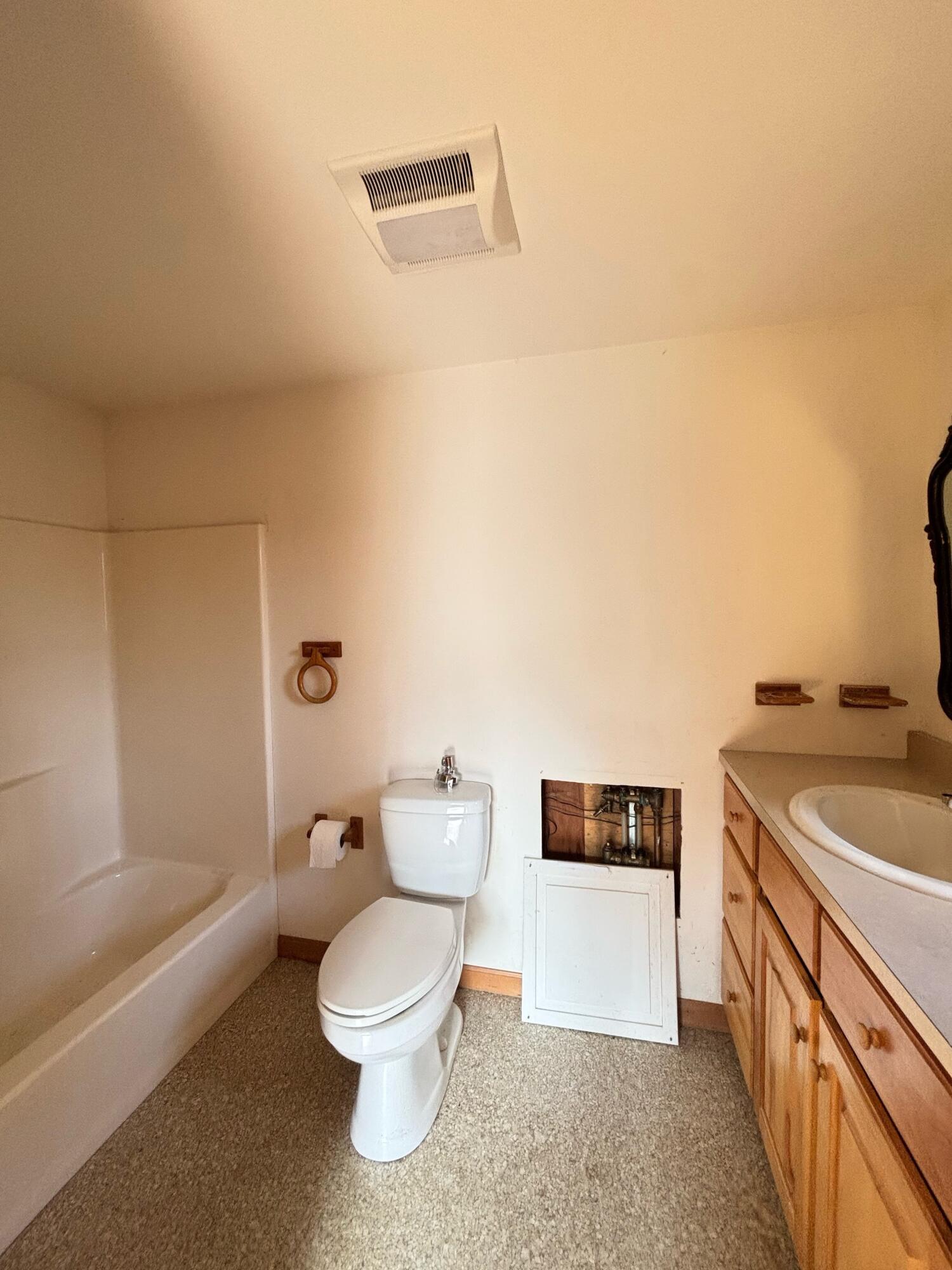 10 Song Bird Lane Readfield ME 04355