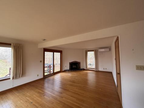 10 Song Bird Lane Readfield ME 04355