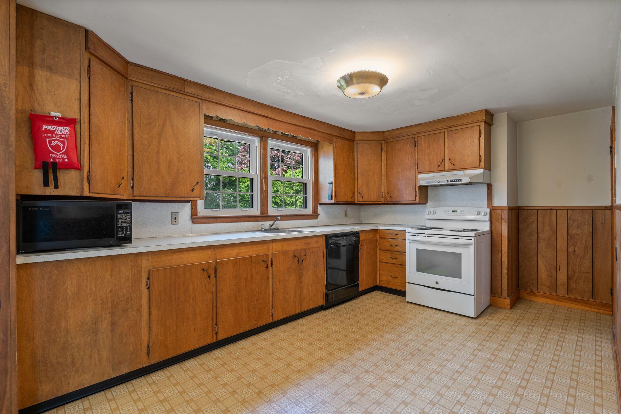 52 Chenery Street Portland ME 04103