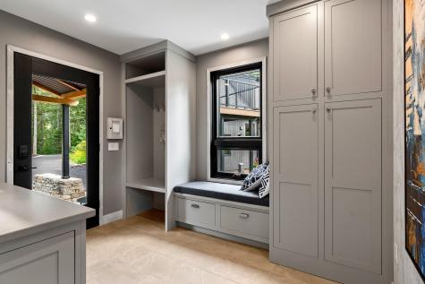 18 High Head Road Edgecomb ME 04556