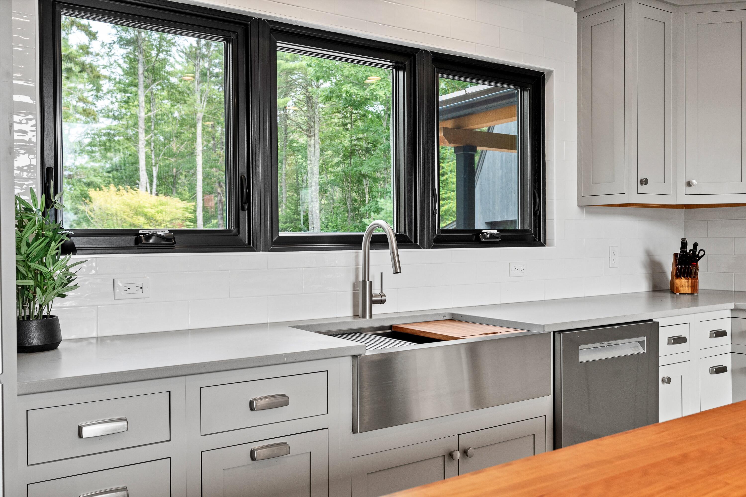 18 High Head Road Edgecomb ME 04556