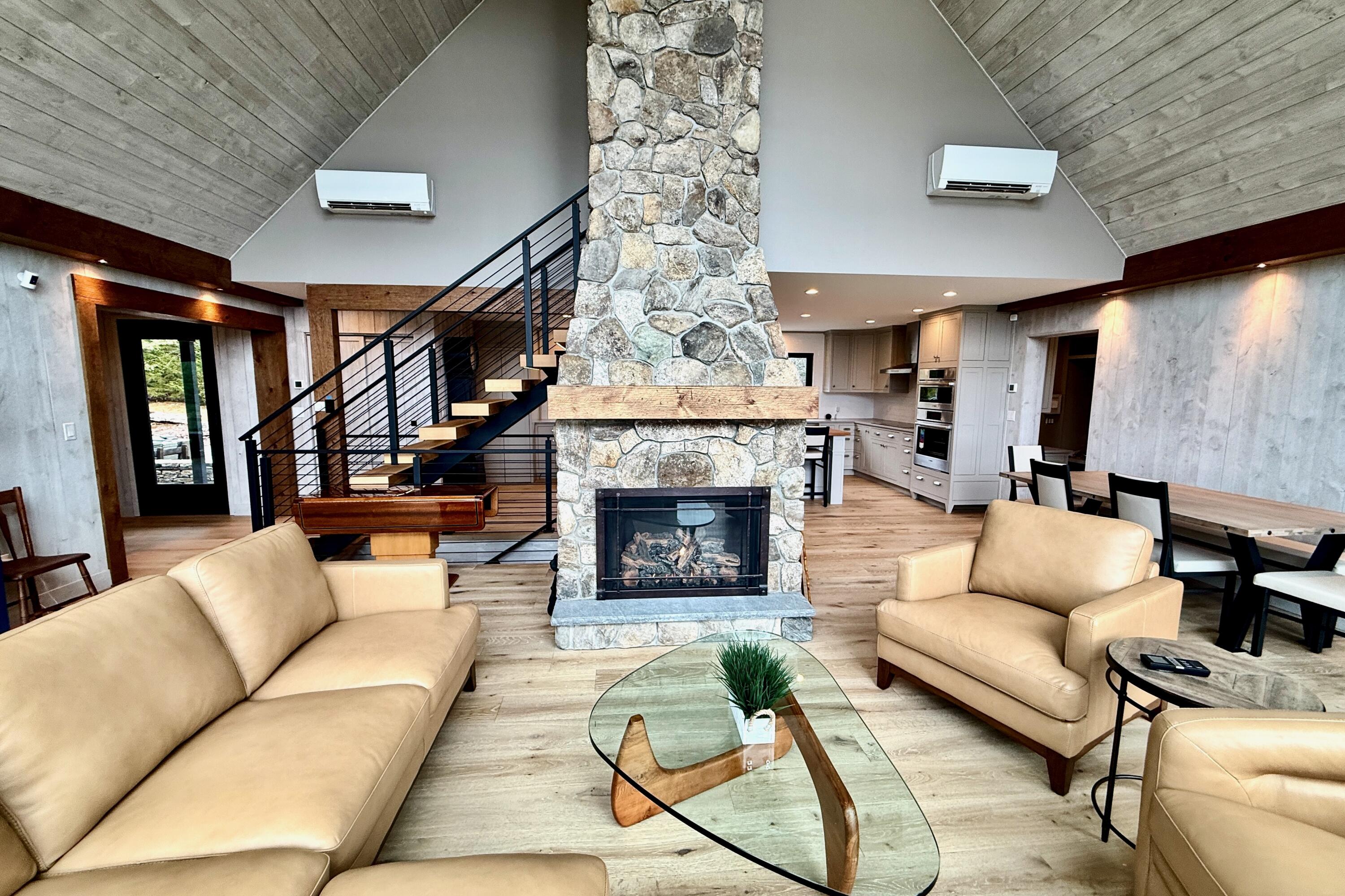 18 High Head Road Edgecomb ME 04556