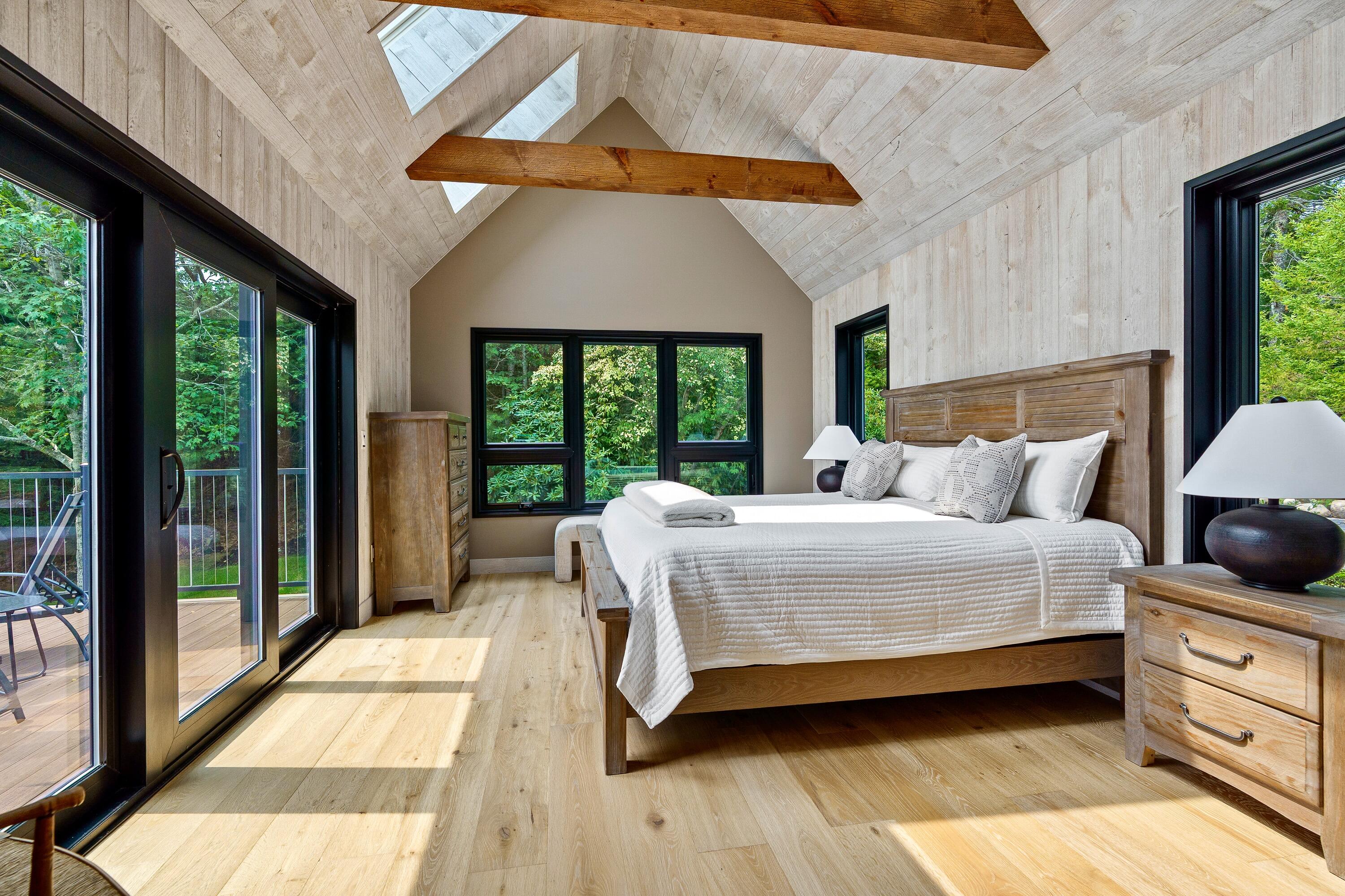 18 High Head Road Edgecomb ME 04556