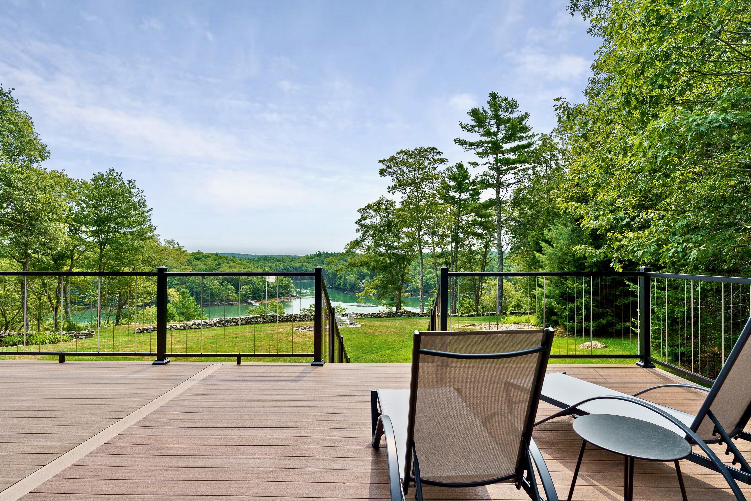 18 High Head Road Edgecomb ME 04556