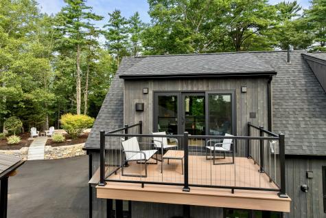 18 High Head Road Edgecomb ME 04556