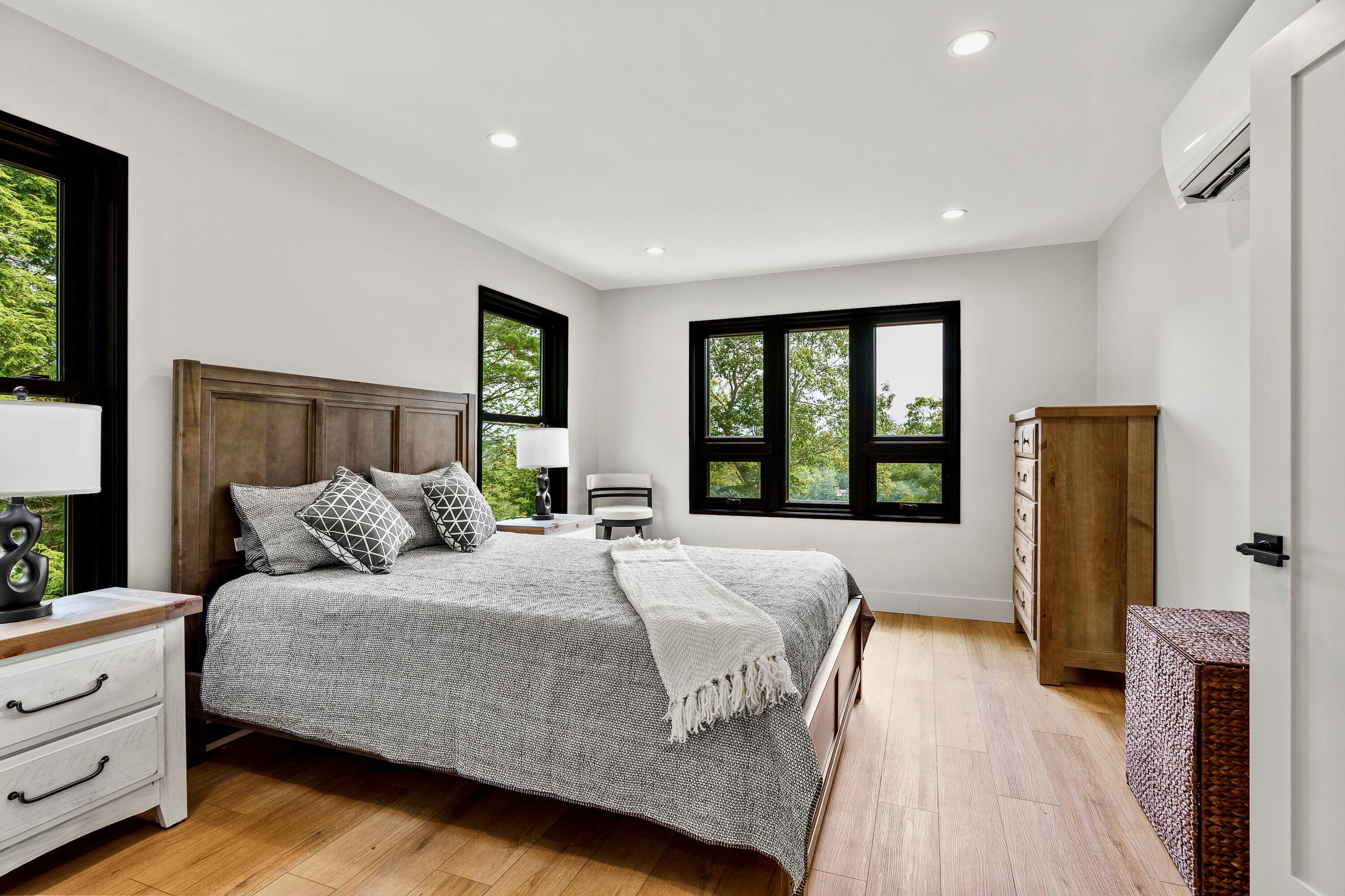 18 High Head Road Edgecomb ME 04556