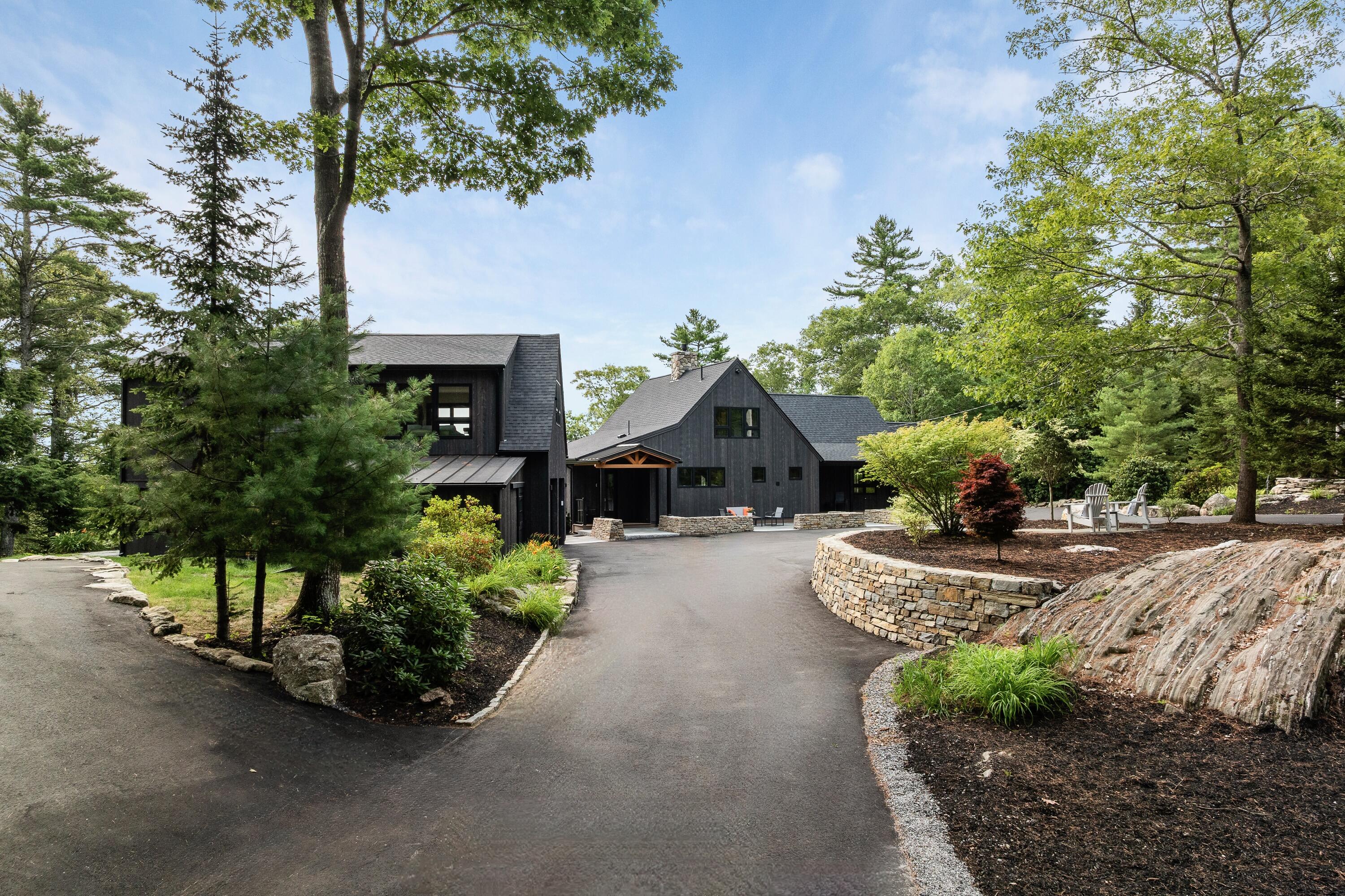 18 High Head Road Edgecomb ME 04556