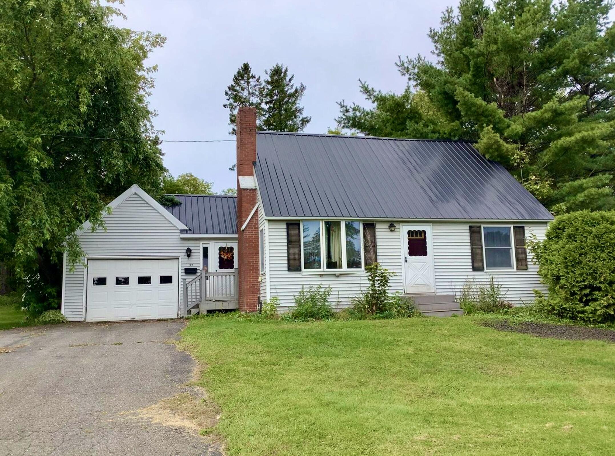 37 Pleasant Street Limestone ME 04750