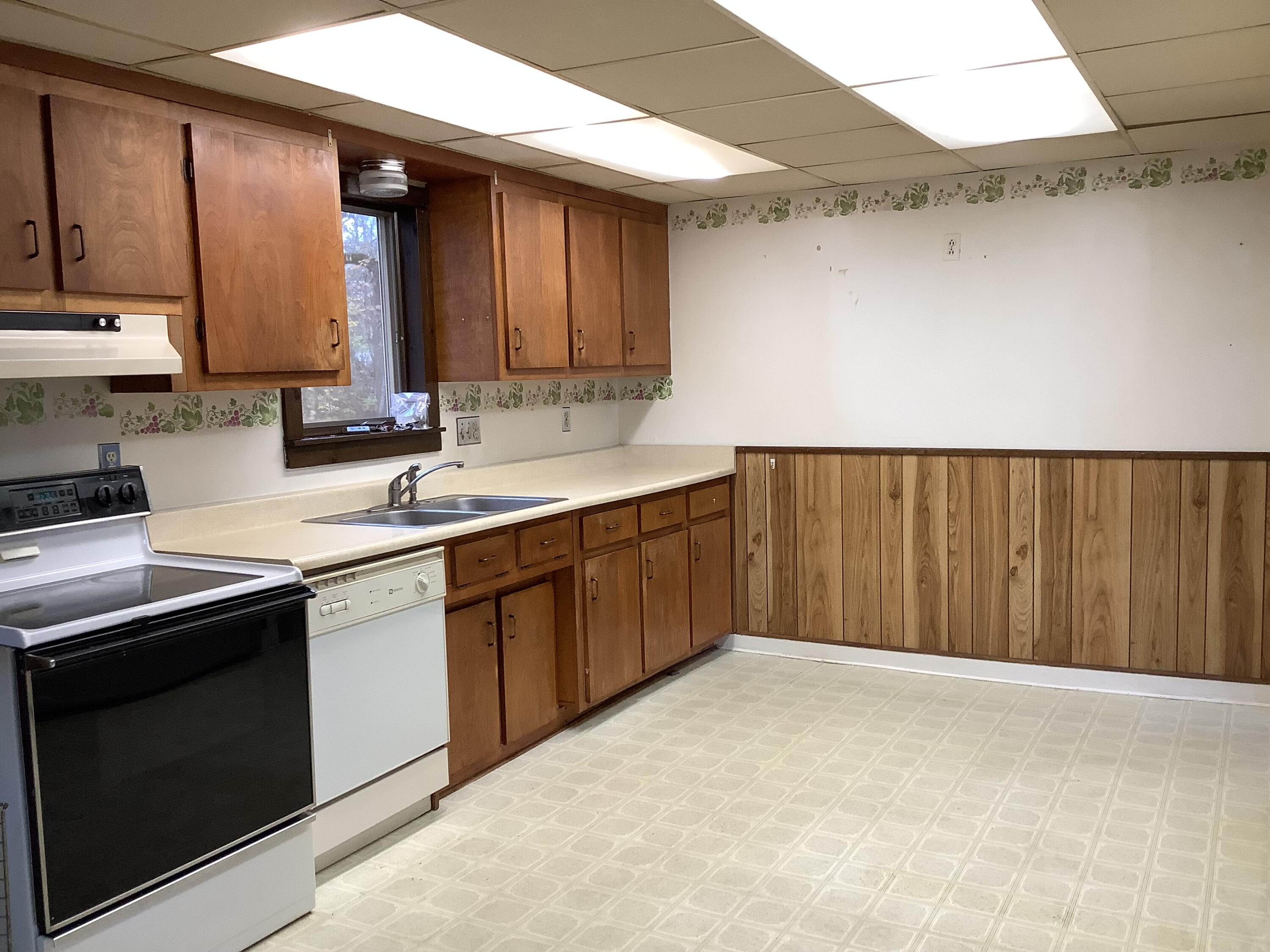 37 Pleasant Street Limestone ME 04750