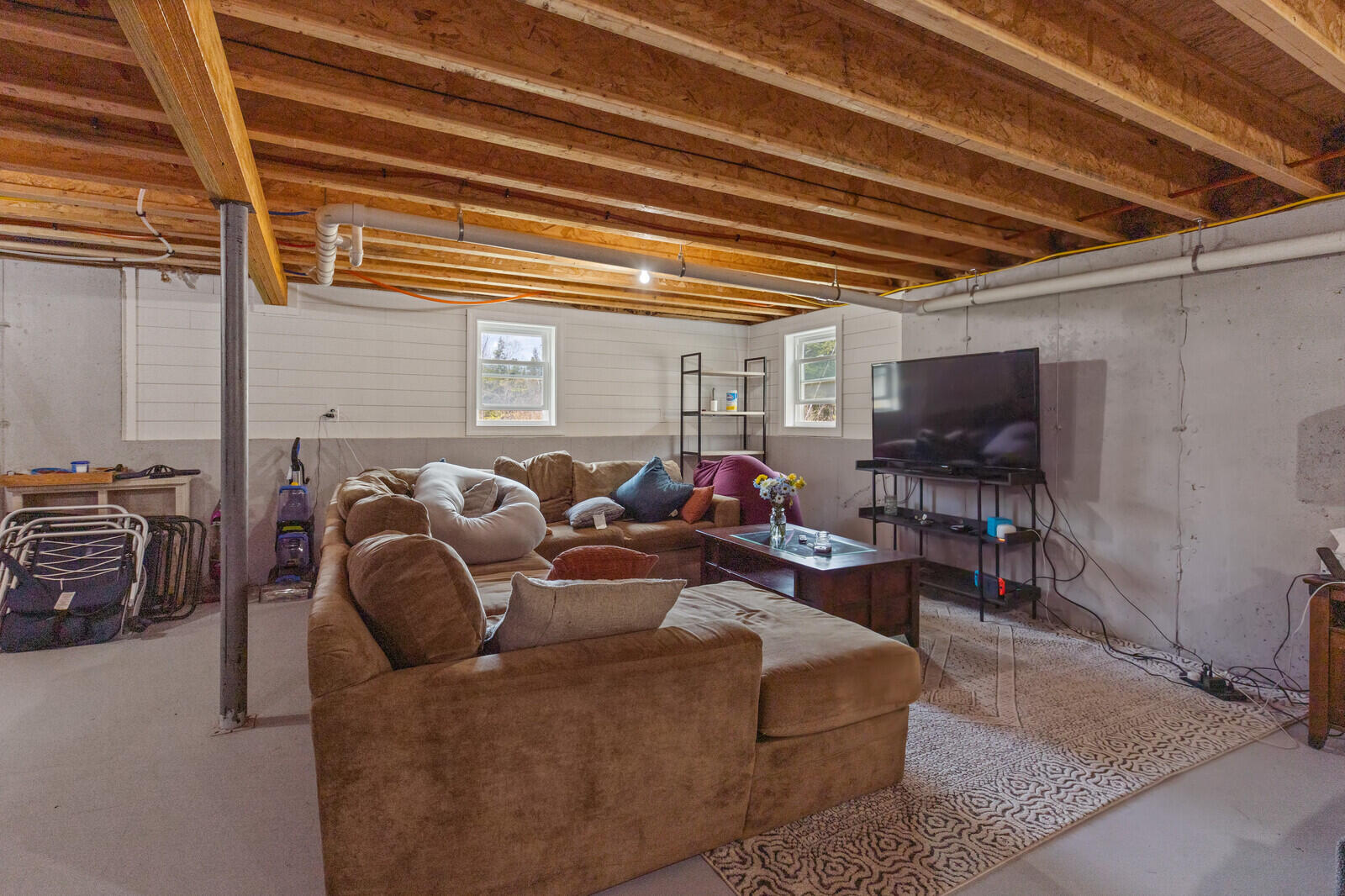 23 Elizabeth Way West Gardiner ME 04345