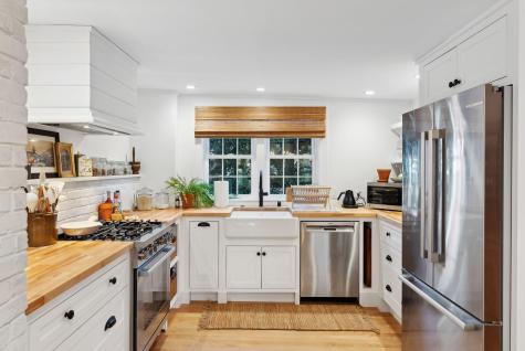 11 Spring Street Hallowell ME 04347