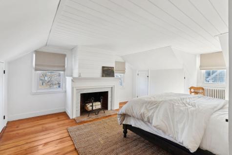 11 Spring Street Hallowell ME 04347