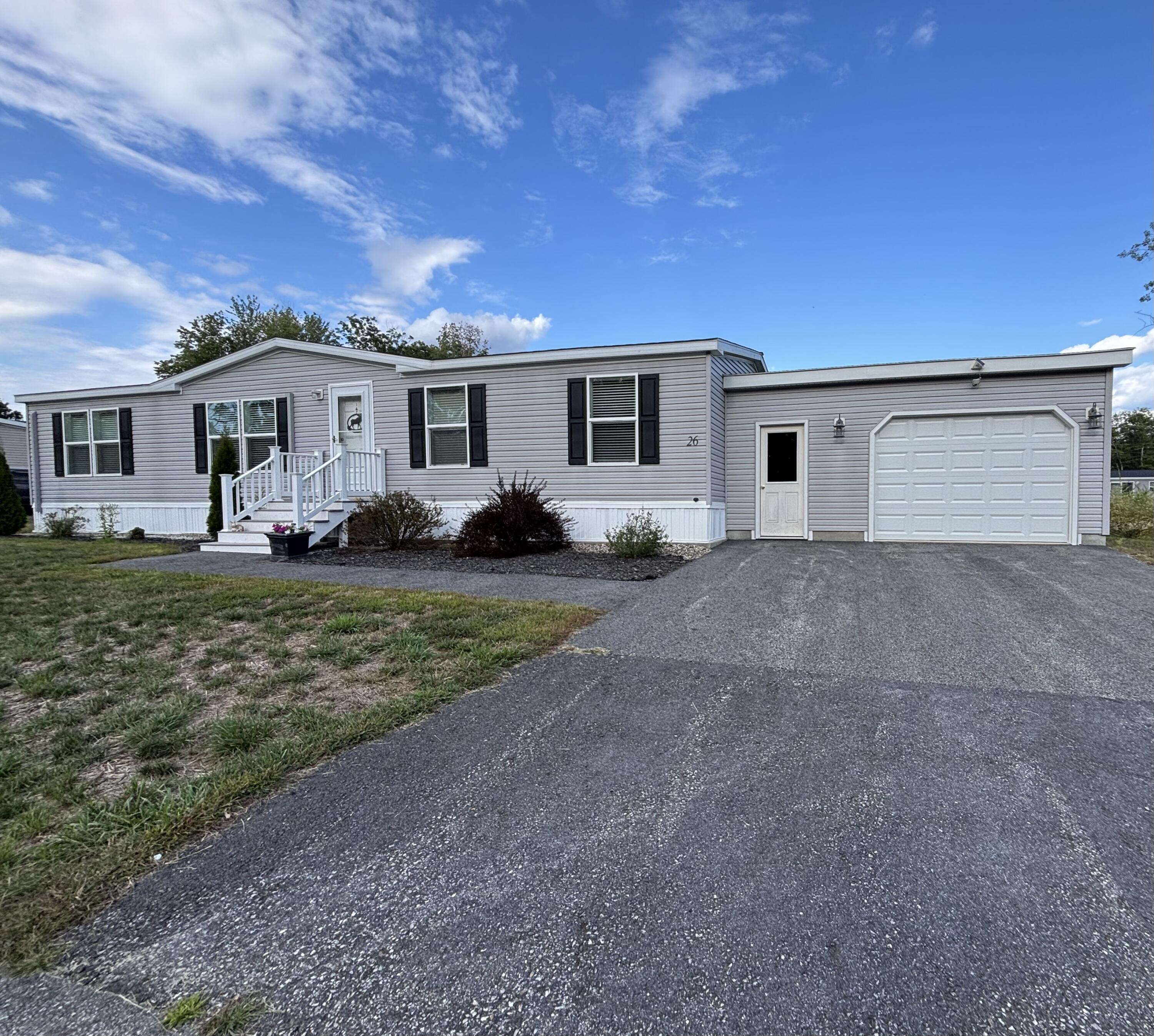 26 Stanley Drive Lisbon ME 04250
