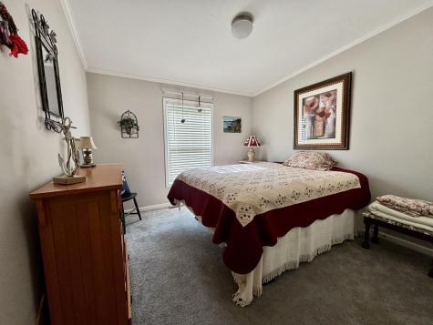 26 Stanley Drive Lisbon ME 04250