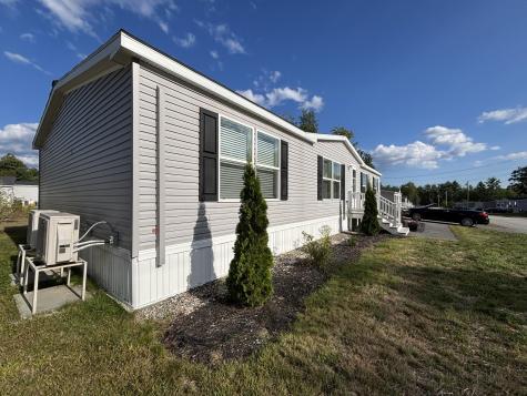 26 Stanley Drive Lisbon ME 04250