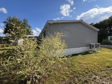 26 Stanley Drive Lisbon ME 04250