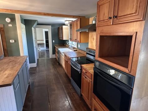 93 Shapleigh Road Lebanon ME 04027