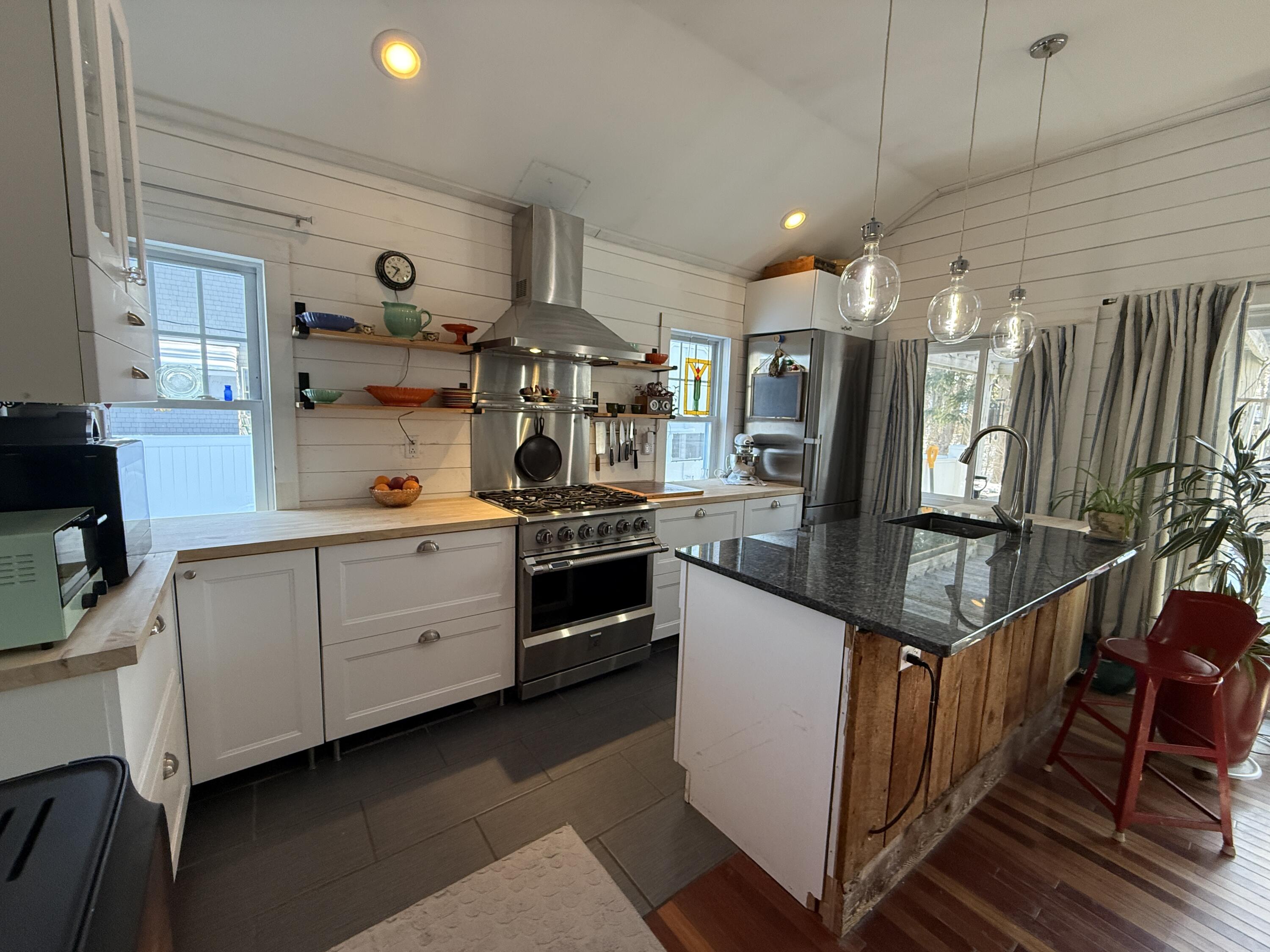 69 Cottage Street Ogunquit ME 03907