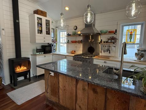 69 Cottage Street Ogunquit ME 03907