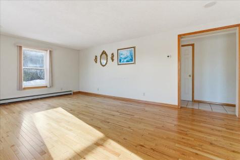 156 Lakeshore Drive Leeds ME 04263