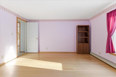 156 Lakeshore Drive Leeds ME 04263