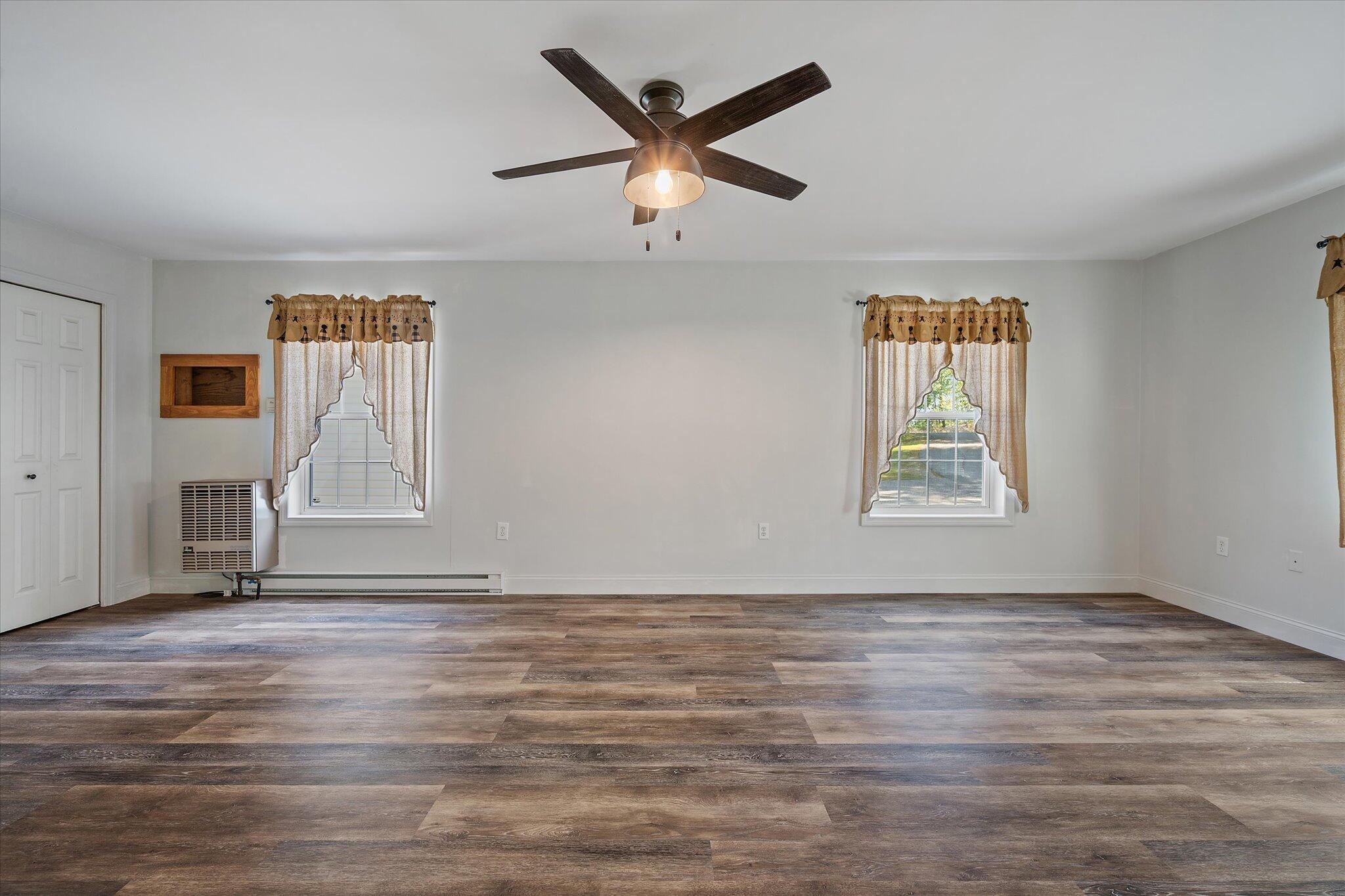 6 Artist's Way Lamoine ME 04605