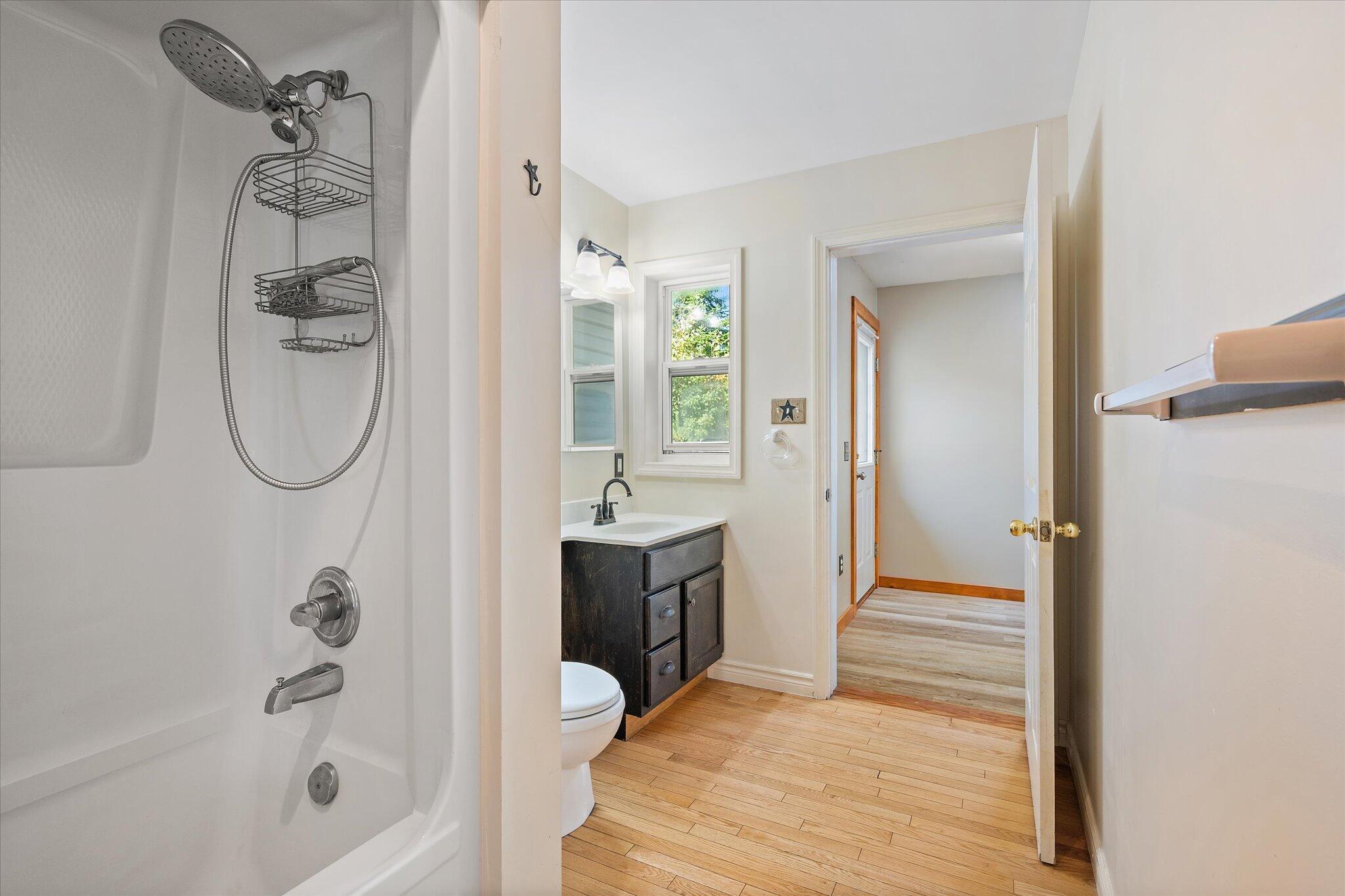 6 Artist's Way Lamoine ME 04605