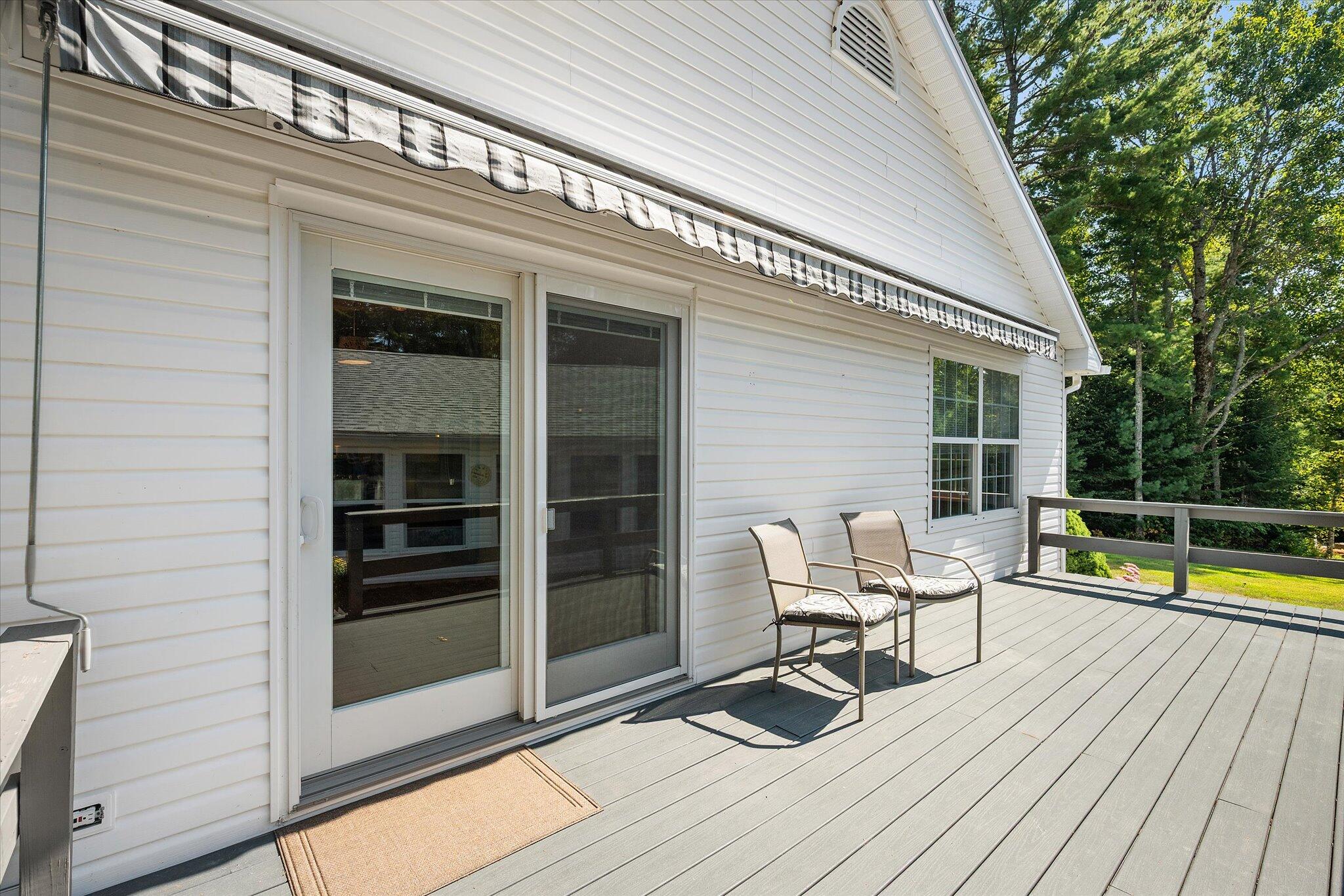 6 Artist's Way Lamoine ME 04605