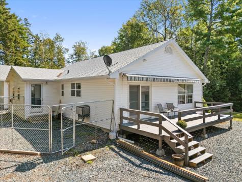 6 Artist's Way Lamoine ME 04605