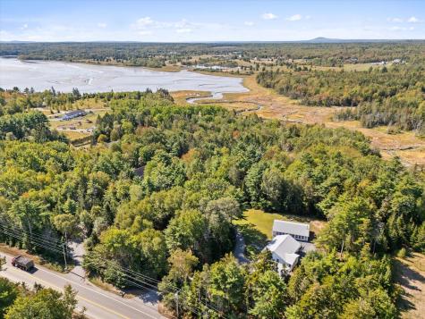 6 Artist's Way Lamoine ME 04605