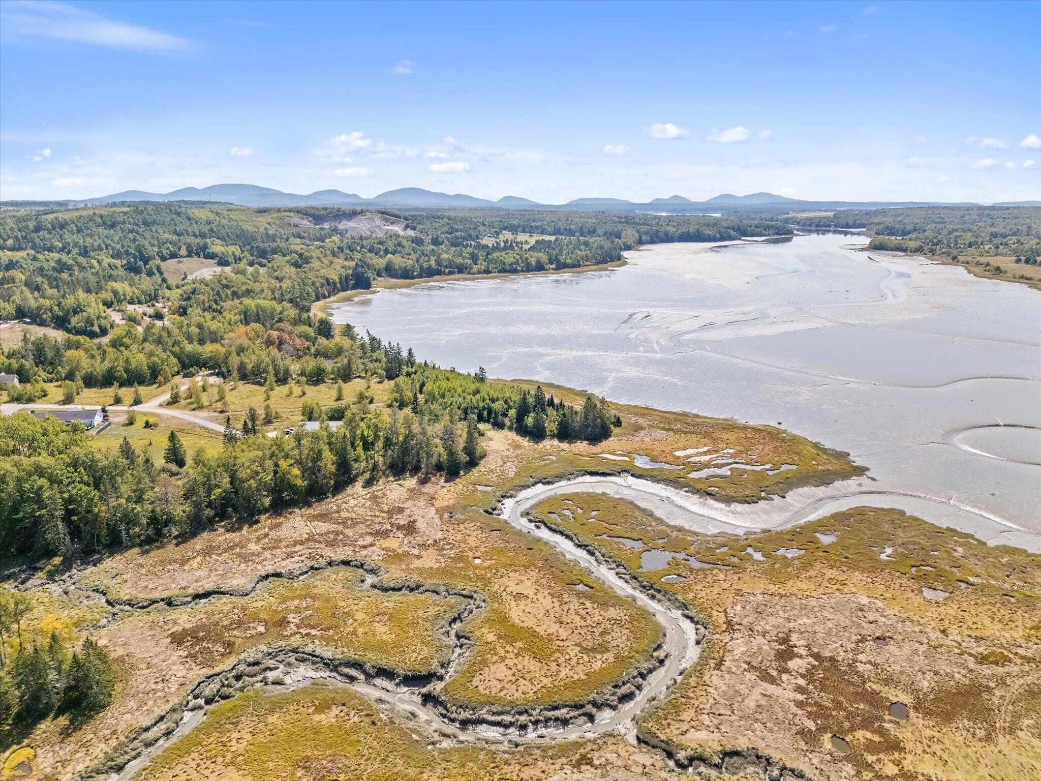 6 Artist's Way Lamoine ME 04605