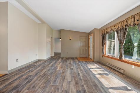 6 Artist's Way Lamoine ME 04605