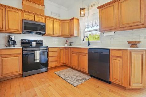 619 Bishop Hill Road Leeds ME 04263