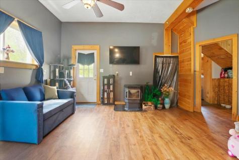 619 Bishop Hill Road Leeds ME 04263