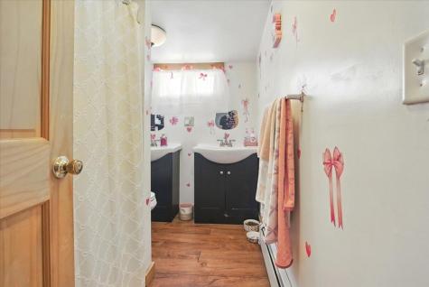 619 Bishop Hill Road Leeds ME 04263