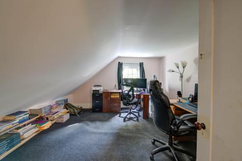 23 Vine Street Damariscotta ME 04543