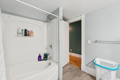 43 Elm Street Auburn ME 04210