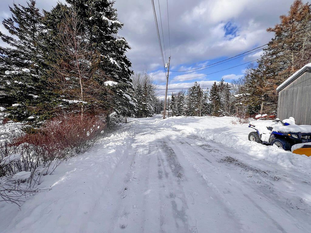 191 Sunset Cross Road Deer Isle ME 04627